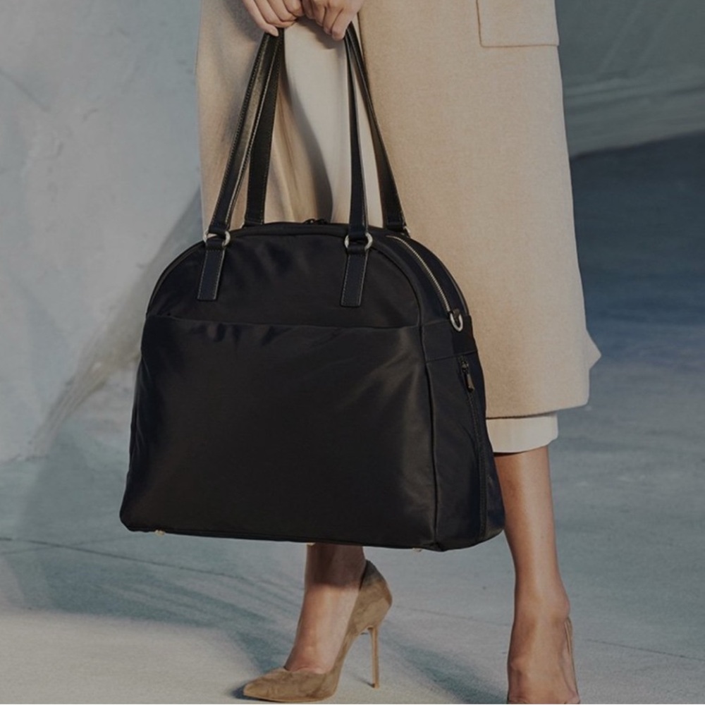 Lo & Sons Women Black Bag